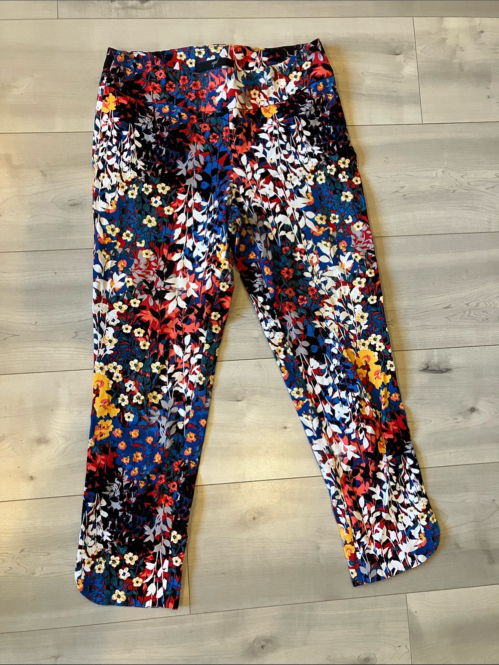 Floral capri by brand Up! In size 10 made in Canada
